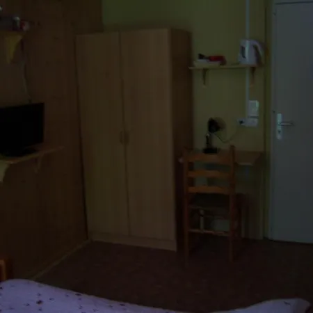 Edelweiss Отель